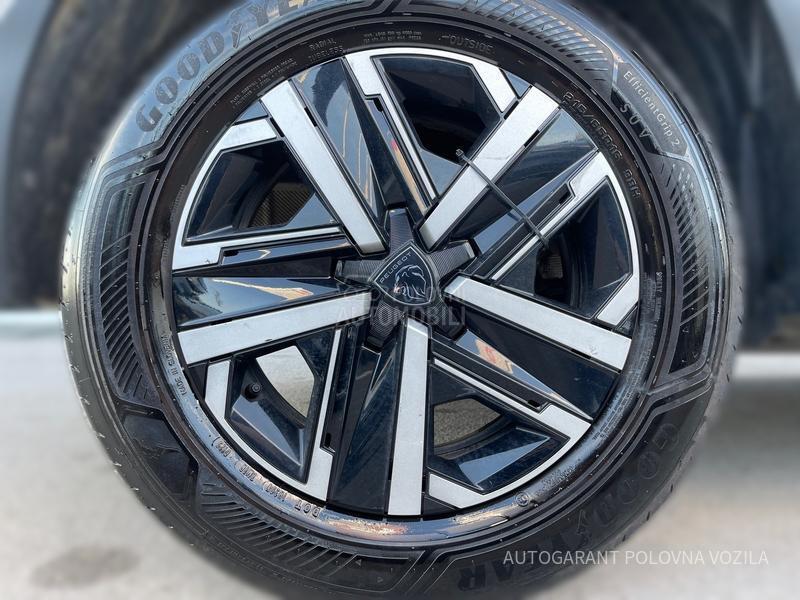 Peugeot 2008 1.2 STYLE