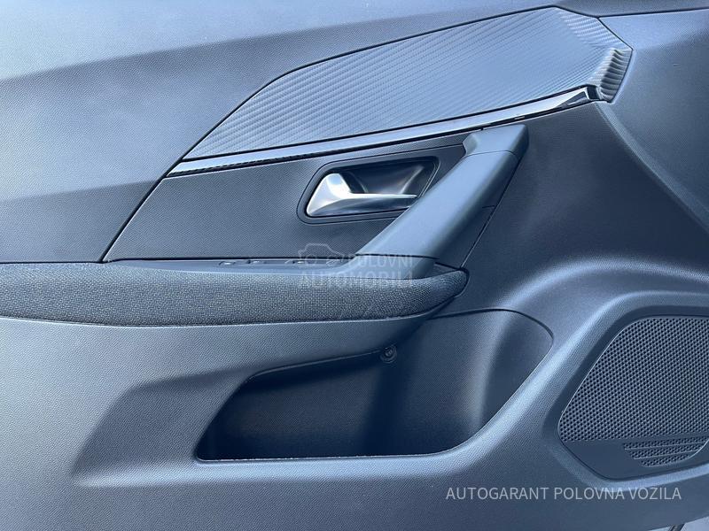 Peugeot 2008 1.2 STYLE