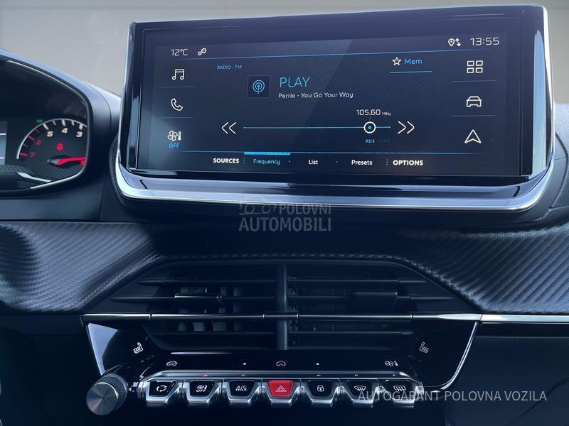 Peugeot 2008 1.2 STYLE