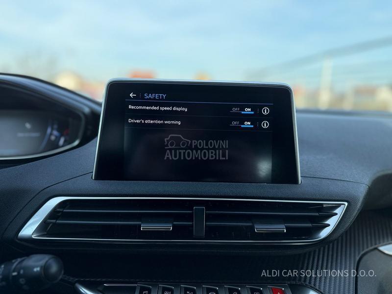 Peugeot 3008 1.2/Business