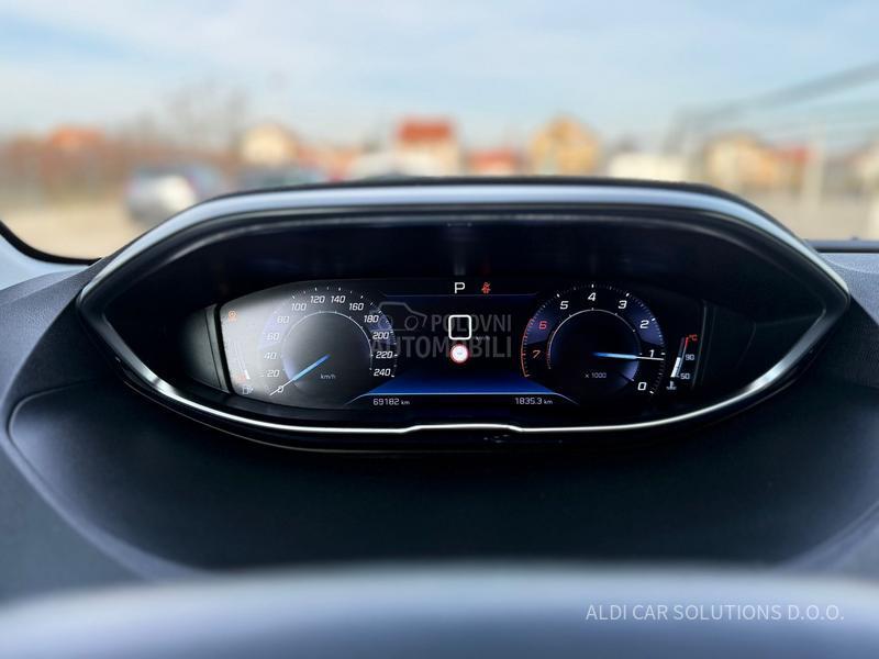 Peugeot 3008 1.2/Business