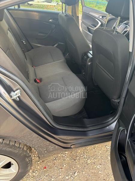 Opel Insignia 2.0 cdti