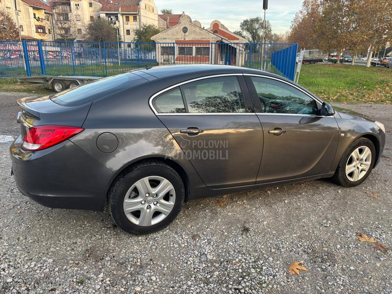 Opel Insignia 2.0 cdti