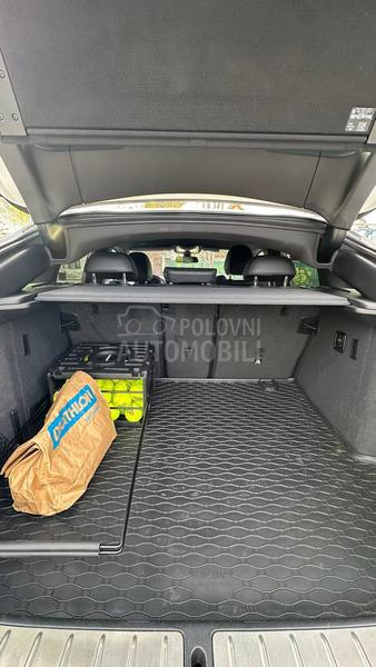 BMW X4 3.0d/M paket/20 inch