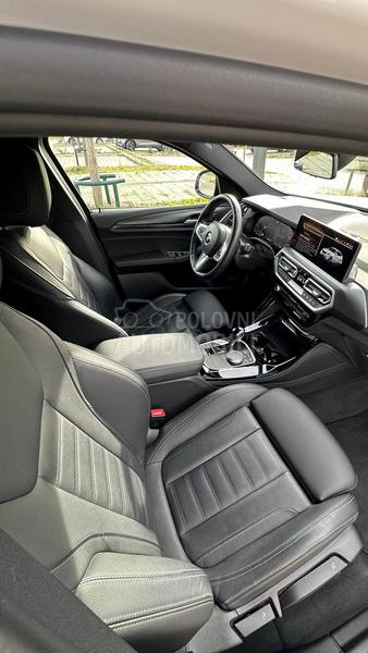 BMW X4 3.0d/M paket/20 inch