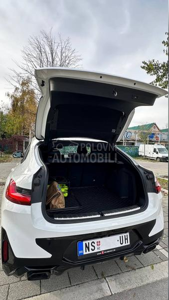 BMW X4 3.0d/M paket/20 inch