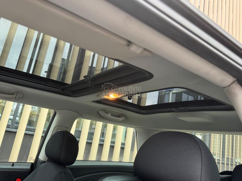 MINI Cooper P.A.N.O.