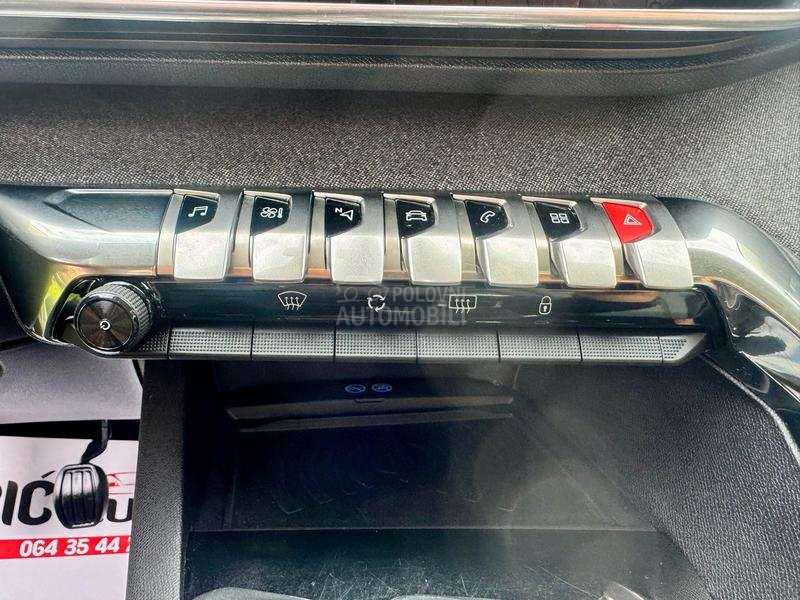 Peugeot 3008 1.6HDI  ALLURE