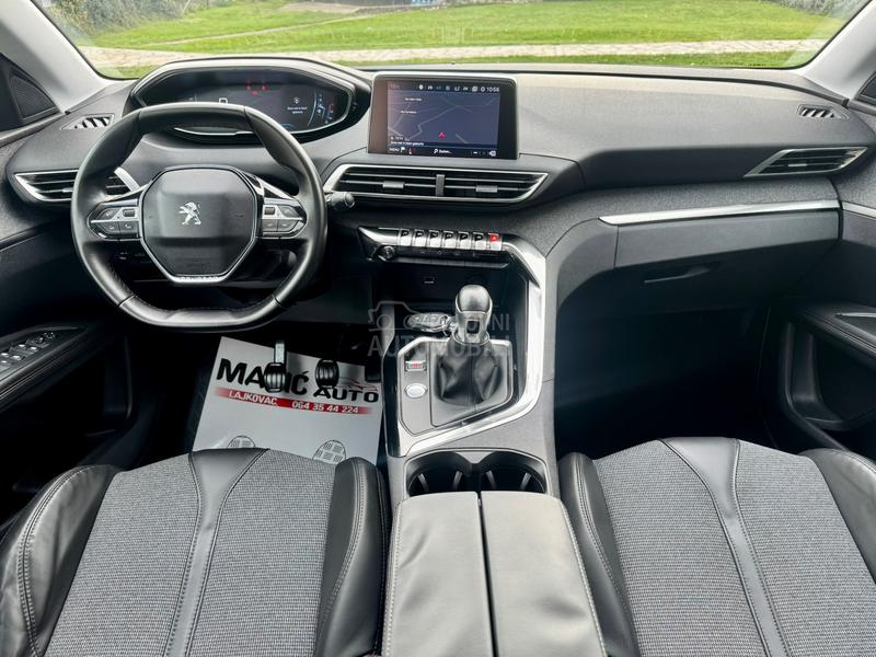 Peugeot 3008 1.6HDI  ALLURE