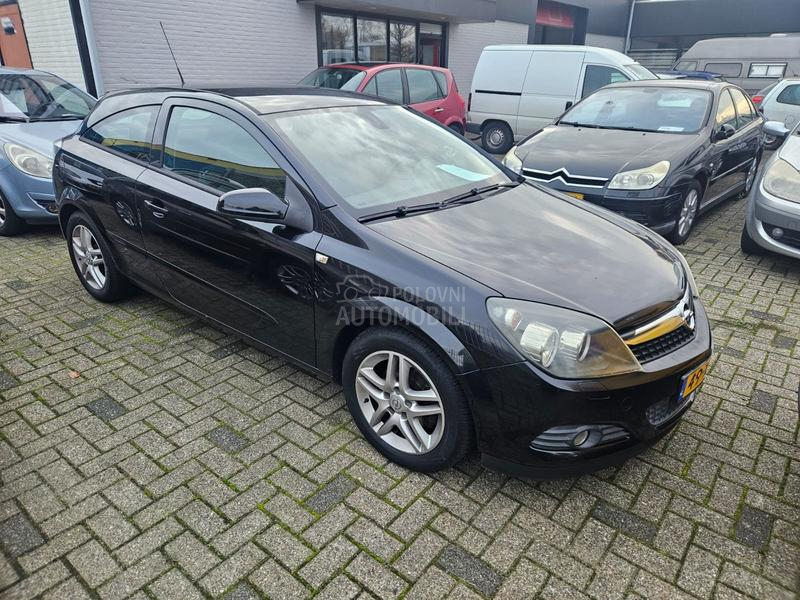 Opel Astra H 