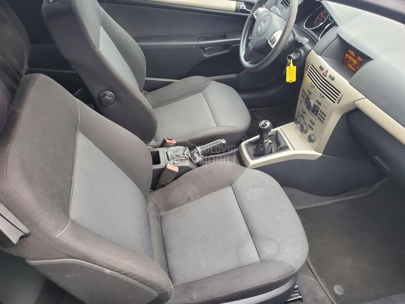 Opel Astra H 