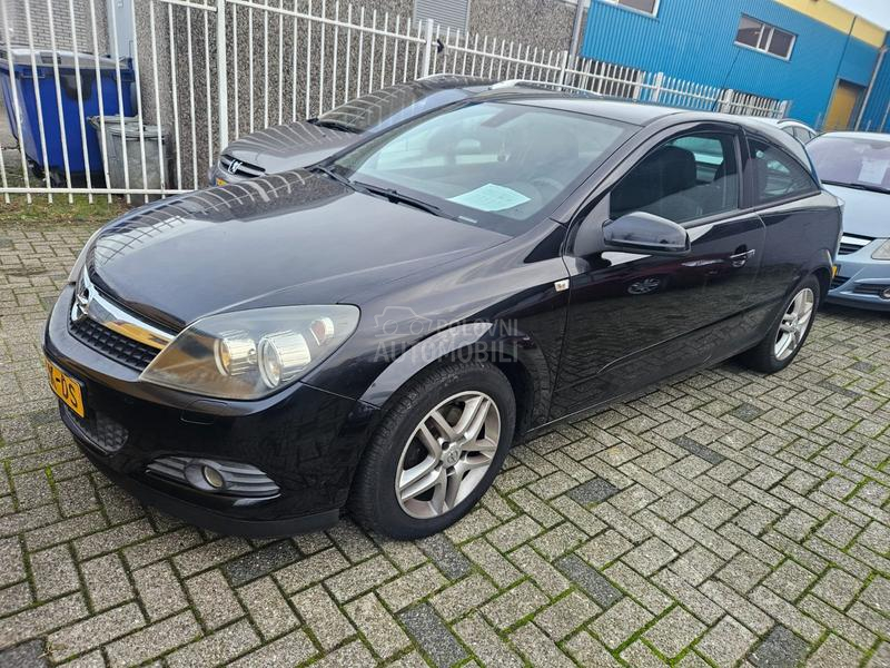 Opel Astra H 