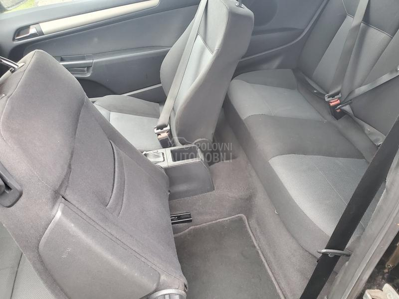 Opel Astra H 