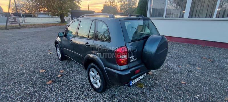 Toyota RAV 4 