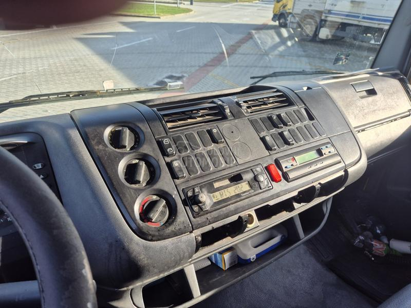 Mercedes Benz Atego 818