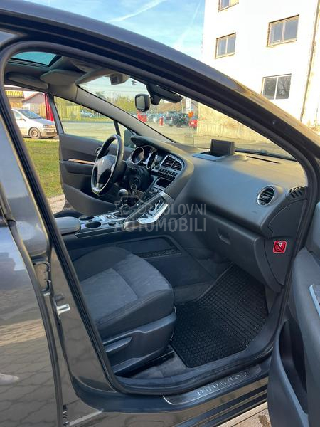 Peugeot 3008 1.6HDI PREMIUM