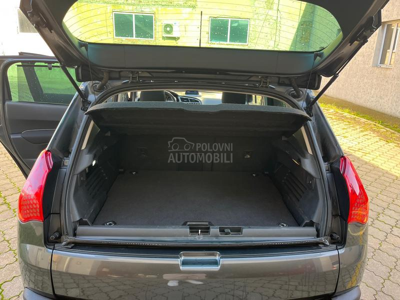 Peugeot 3008 1.6HDI PREMIUM