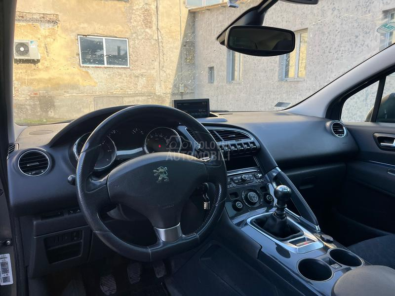 Peugeot 3008 1.6HDI PREMIUM