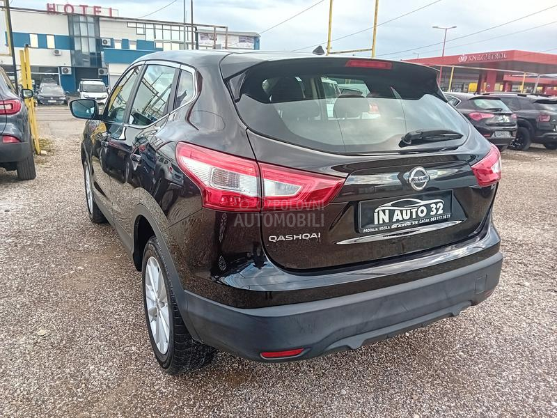 Nissan Qashqai 1.2