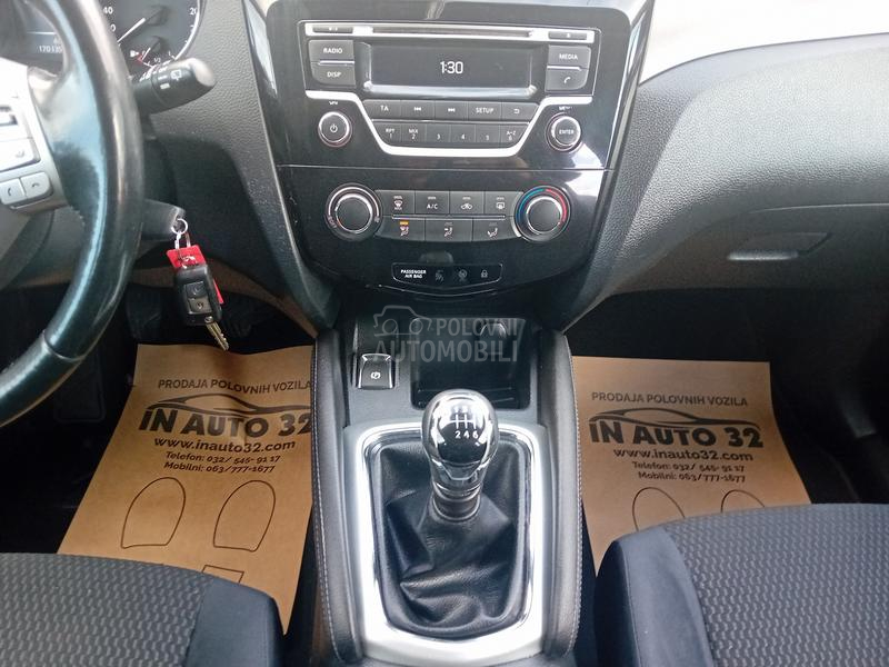 Nissan Qashqai 1.2