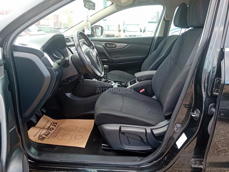 Nissan Qashqai 1.2