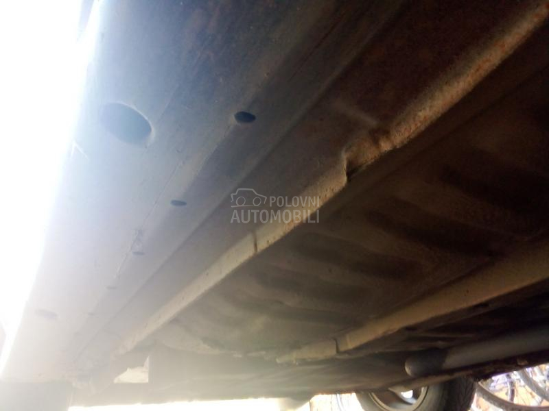 Mitsubishi Lancer 1,5 glx