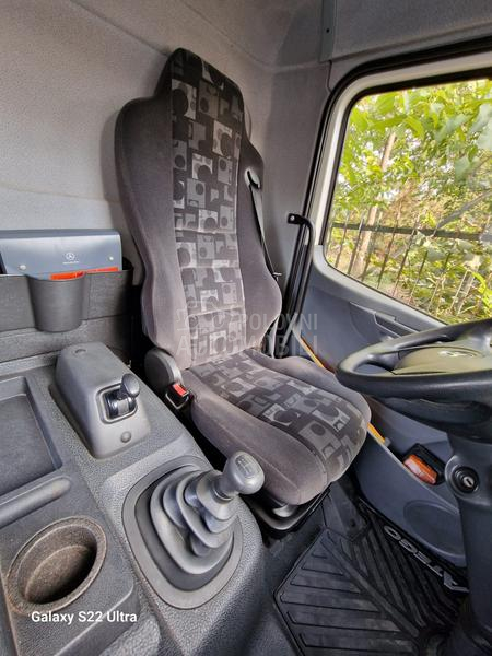 Mercedes Benz Atego 713