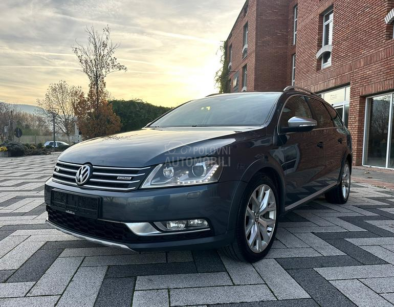 Volkswagen Passat B7 Alltrack R line/DSG/2.0 TDI/