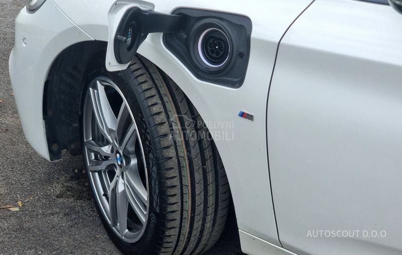 BMW 225 xe iPerformance