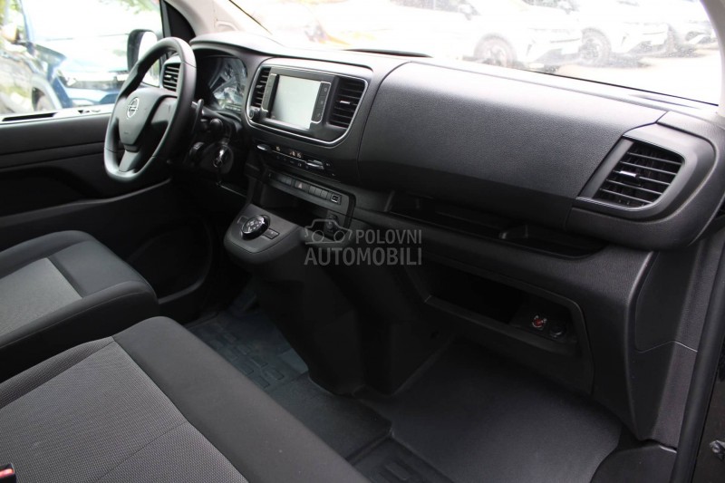 Opel Vivaro 2.0 L 180 A 8