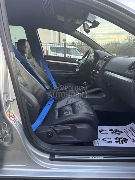 Volkswagen Golf 5 GTI, DSG, ŠIBER