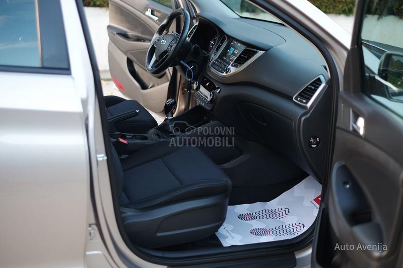 Hyundai Tucson 1.7CRDI 150000 k m