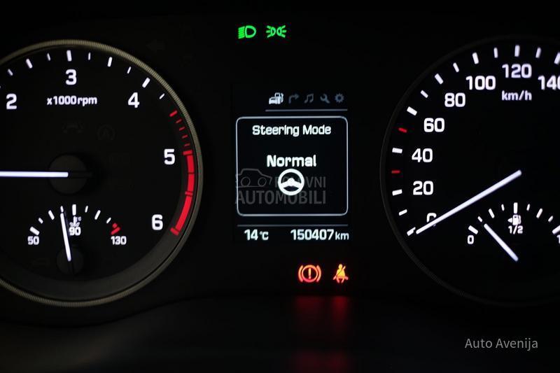 Hyundai Tucson 1.7CRDI 150000 k m