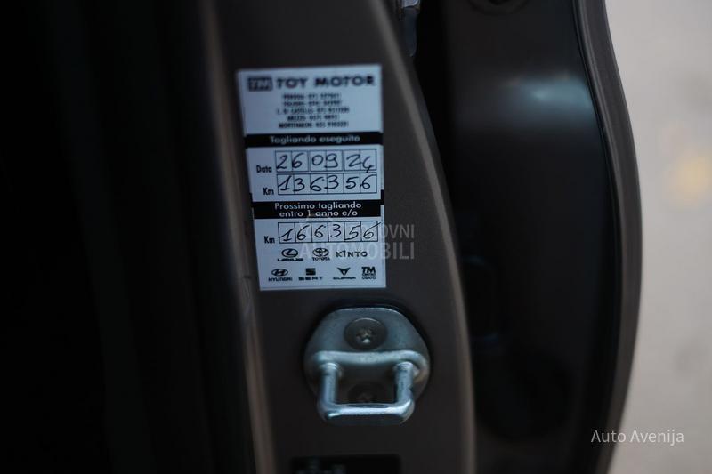 Hyundai Tucson 1.7CRDI 150000 k m