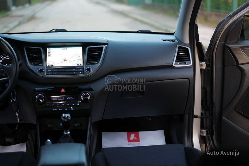 Hyundai Tucson 1.7CRDI 150000 k m