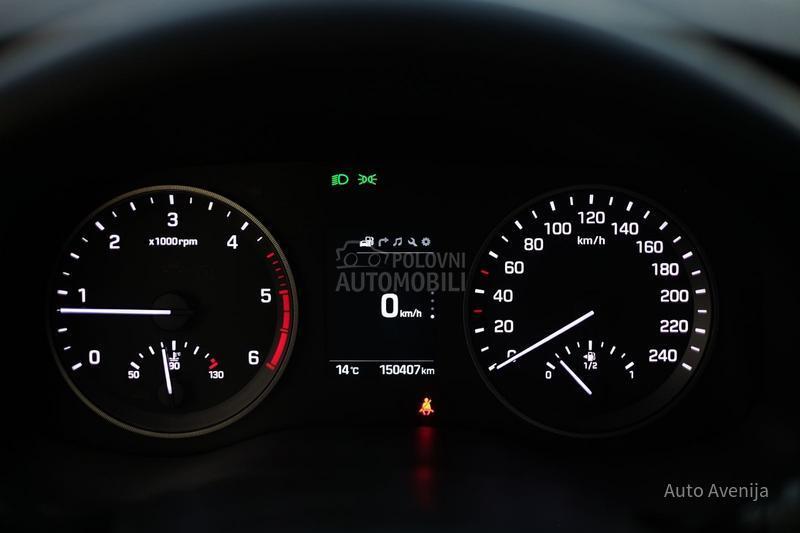 Hyundai Tucson 1.7CRDI 150000 k m