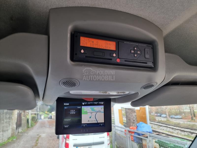 Renault Master 7 sedišta