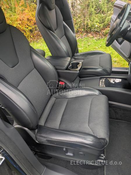 Tesla Model X 75d