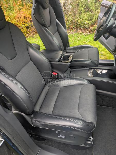 Tesla Model X 75d