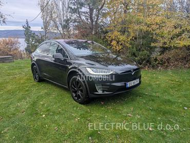 Tesla Model X 75d