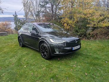 Tesla Model X 75d