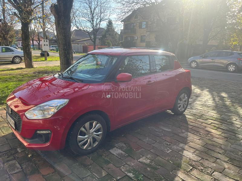Suzuki Swift 