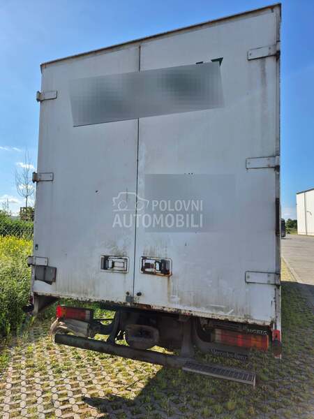 Mercedes Benz Atego 818