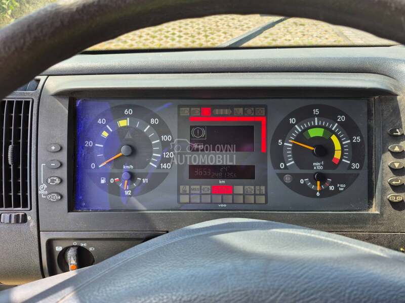 Mercedes Benz Atego 818