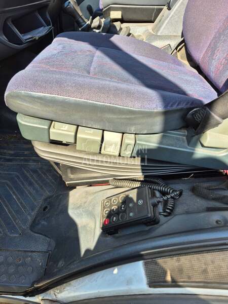 Mercedes Benz Atego 818