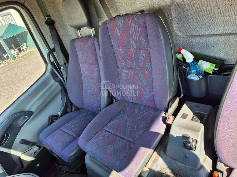 Mercedes Benz Atego 818