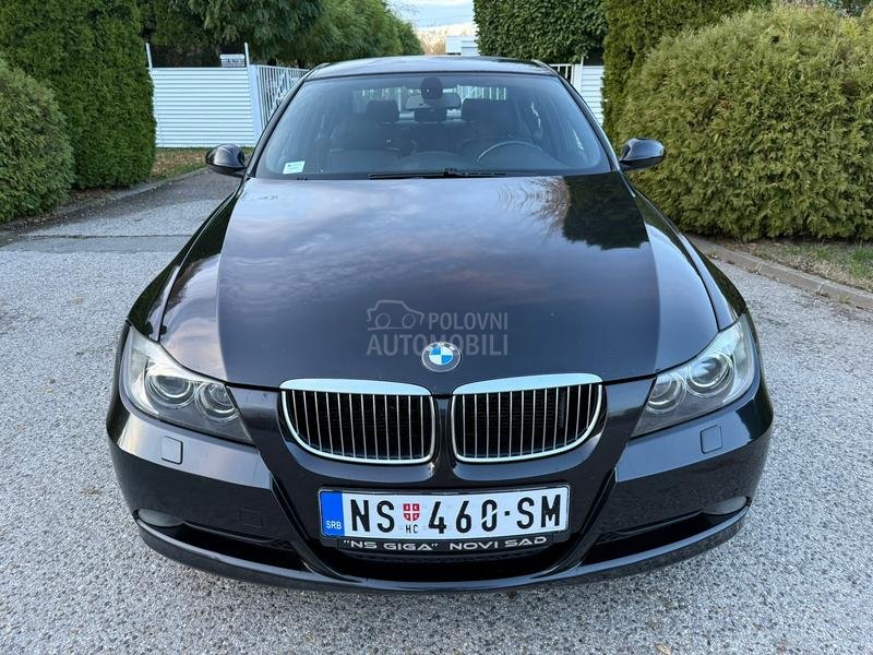 BMW 320 2.0d Led/N-A-V-I