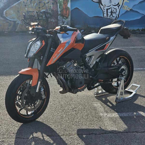 KTM 790 Duke