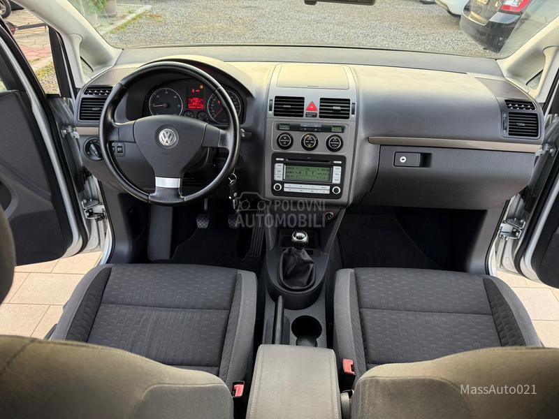 Volkswagen Touran 2.0 TDI