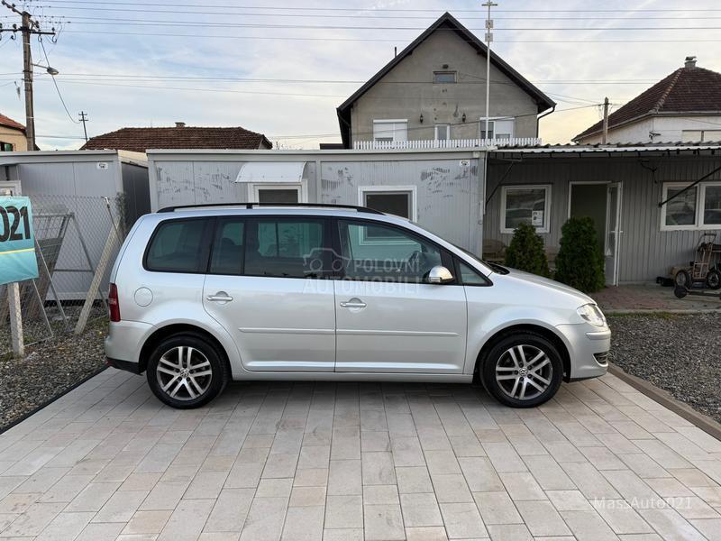 Volkswagen Touran 2.0 TDI